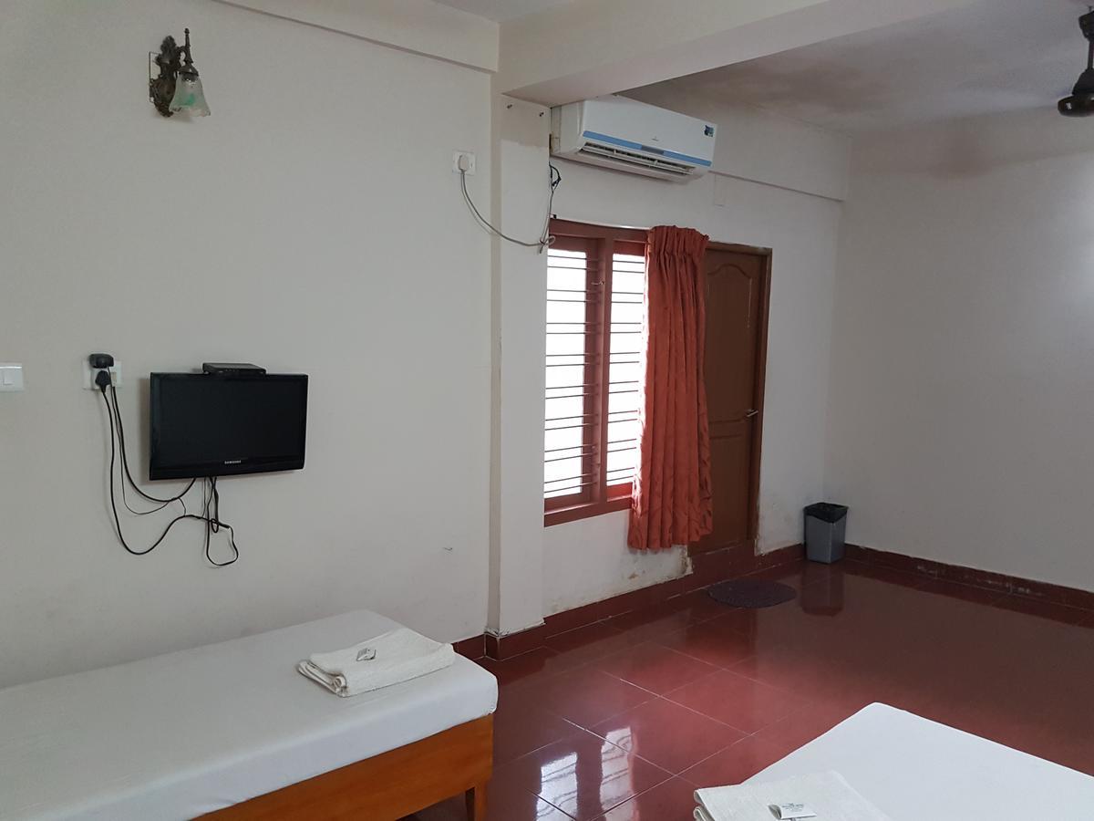 Shalimar Metro Hotell Kochi Exteriör bild