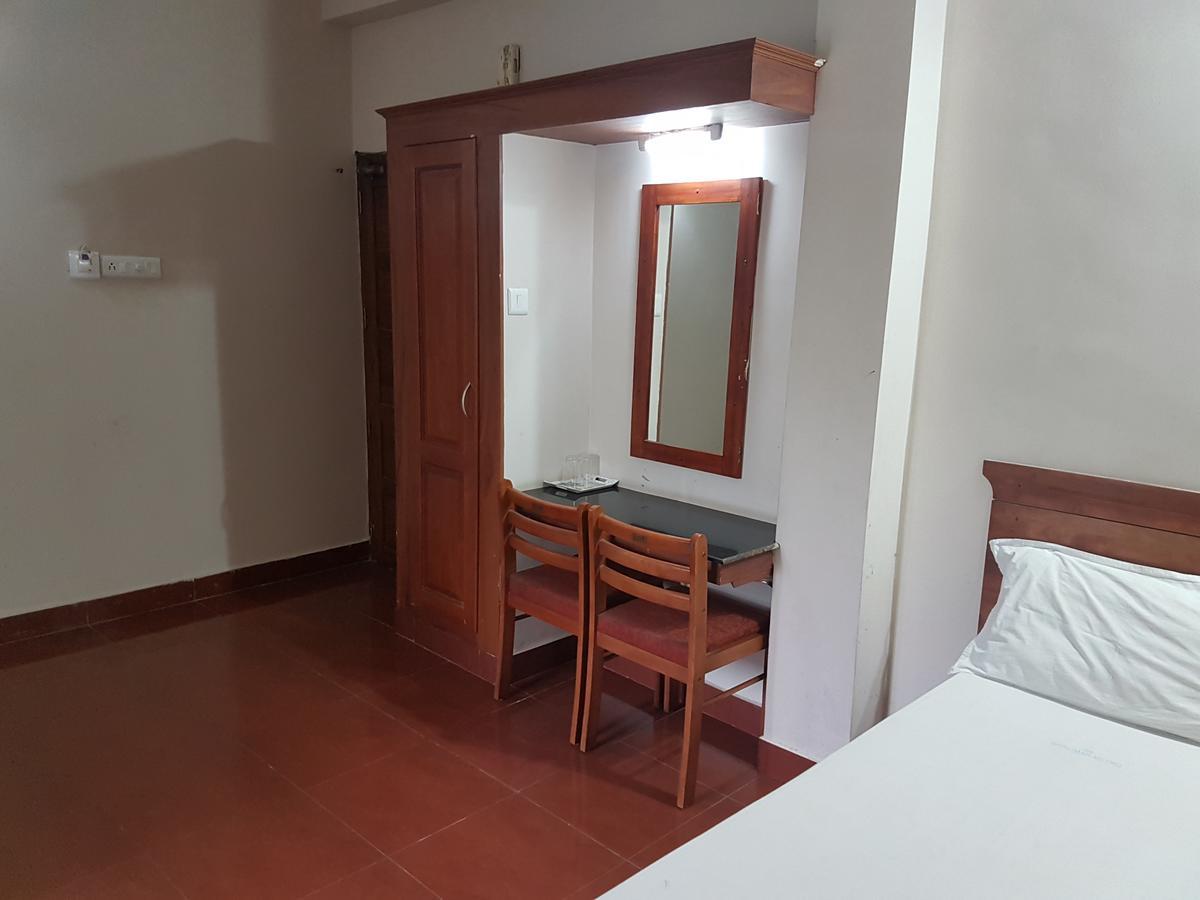 Shalimar Metro Hotell Kochi Exteriör bild