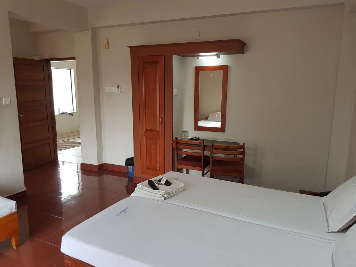 Shalimar Metro Hotell Kochi Exteriör bild