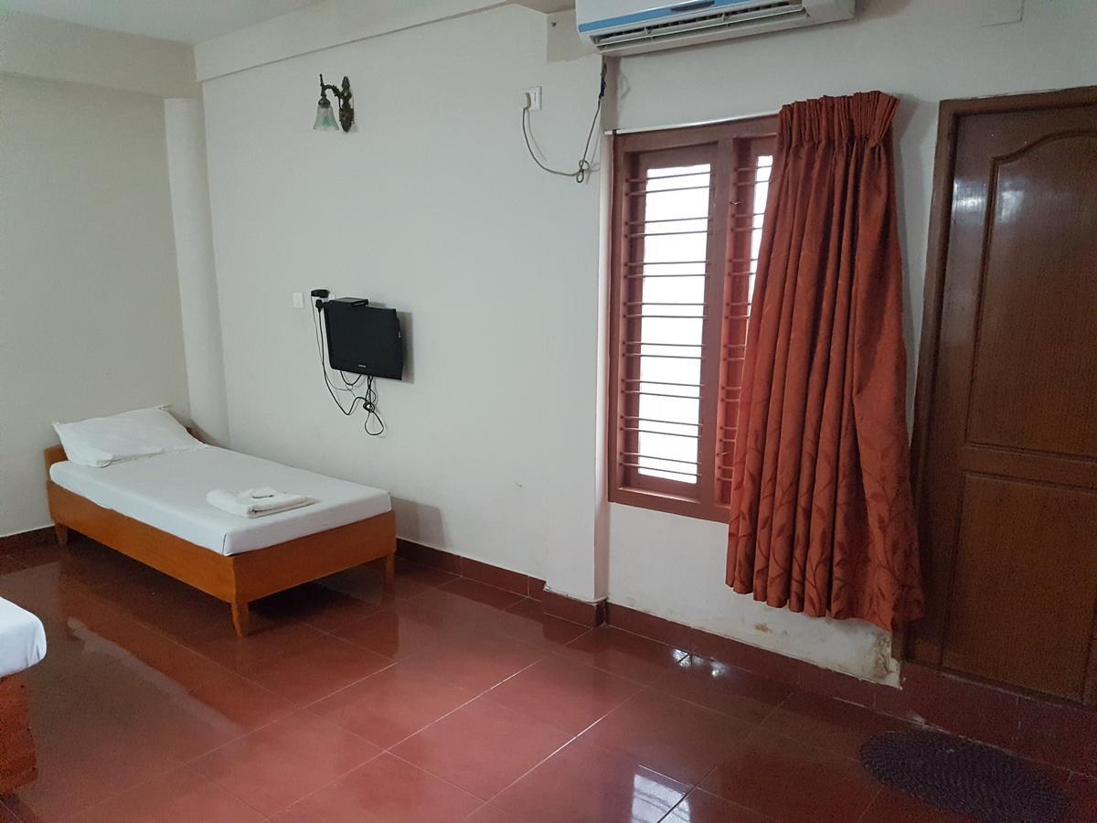 Shalimar Metro Hotell Kochi Exteriör bild